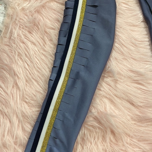 ULTRACOR Slash Ombre Navy Gold Racer Stripe Performance Leggings Stripe - Picture 9 of 10